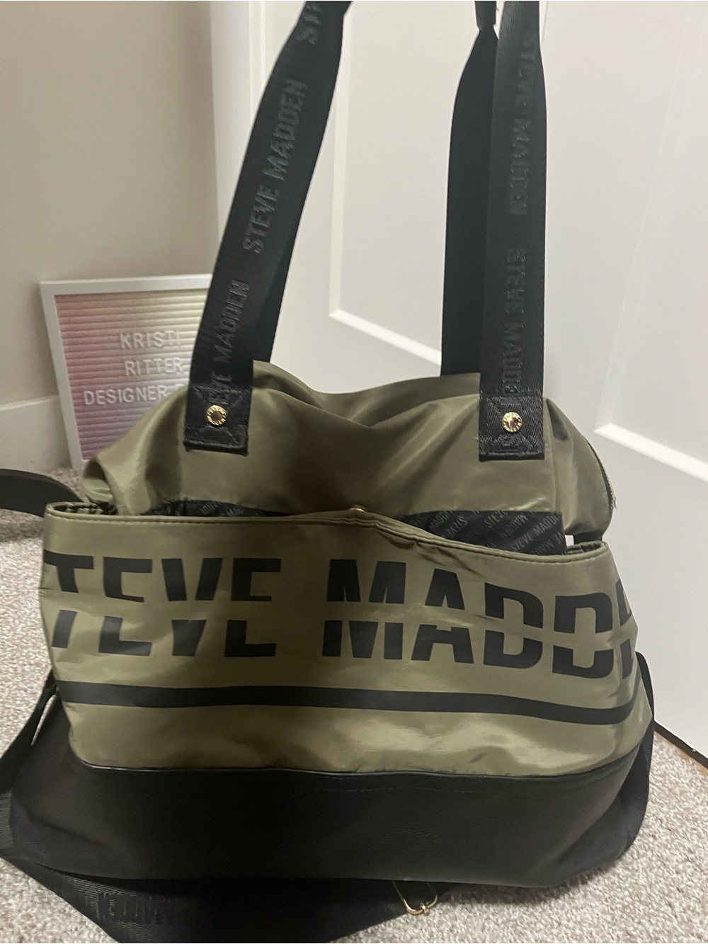Steve Madden Duffel Bag - Picture 4 of 10